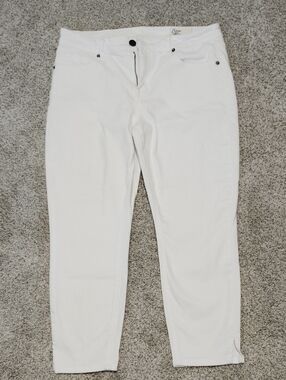 White Cropped Ankle Jeans - Women's